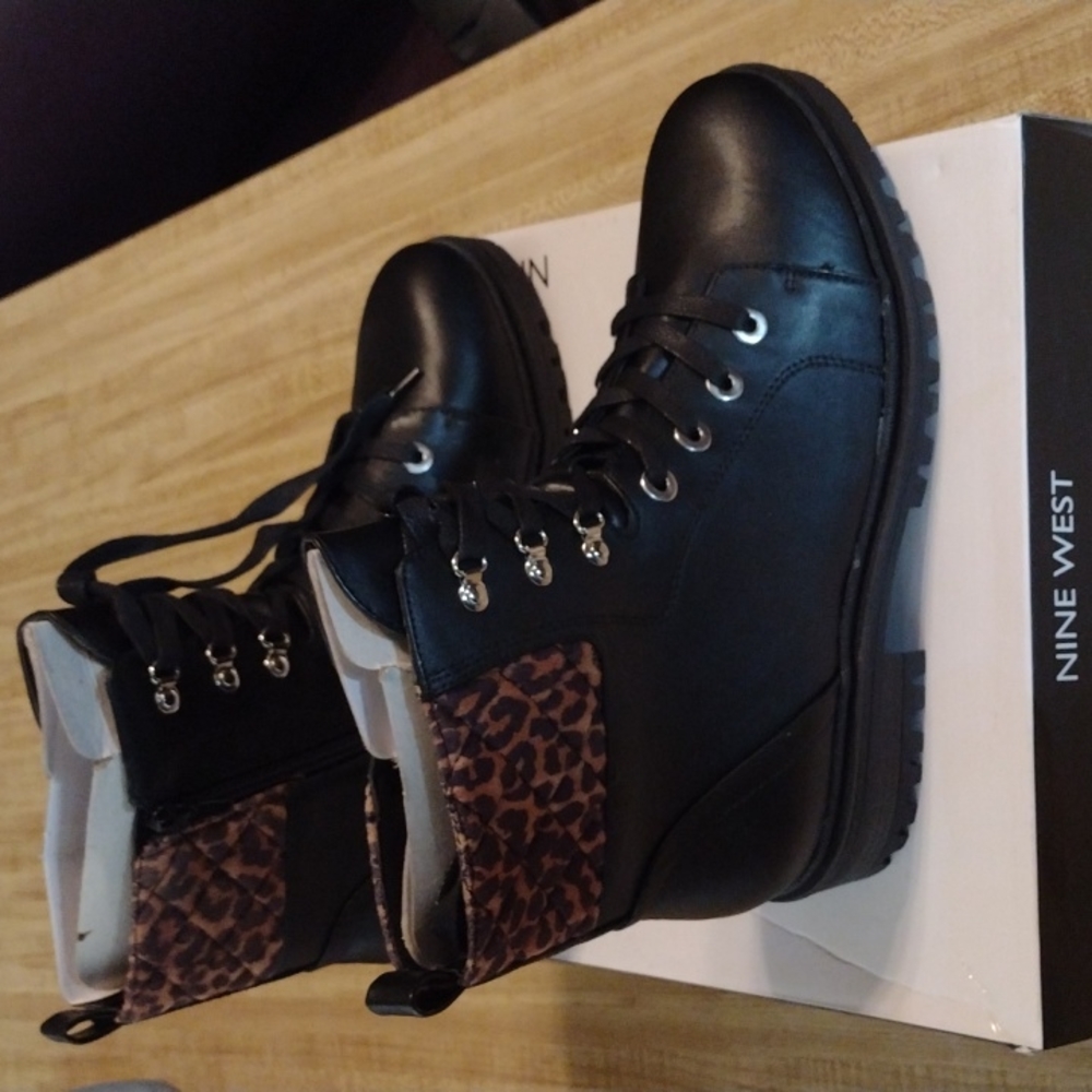 Nine West NIB black with leopard detail boots